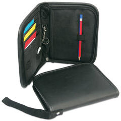 Dommeretui med innhold